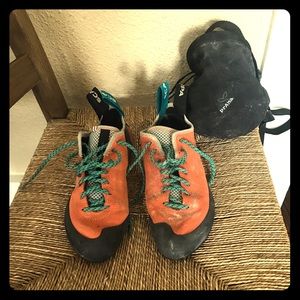 Scarpa helix climbing shoes women’s 7.5
